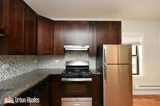 811 Elm St, Unit A07C in Winnetka, IL - Foto de edificio - Building Photo