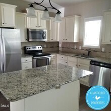 27 Manito Pl in Clayton, NC - Foto de edificio - Building Photo