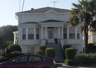 910 Central Ave in Alameda, CA - Building Photo - Building Photo