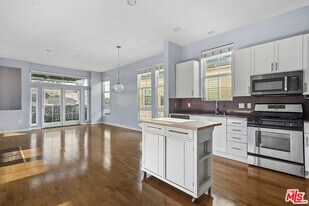 13020 Pacific Promenade in Los Angeles, CA - Building Photo