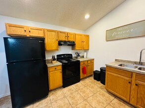 536 Cheshire Way in Davenport, FL - Building Photo - Building Photo