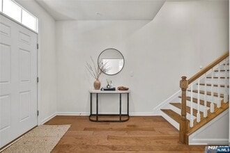 65 Landmark Ln, Unit 905 in Fair Lawn, NJ - Building Photo - Building Photo