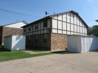 105 SE 42nd St in Oklahoma City, OK - Foto de edificio - Building Photo