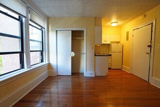 1455 Beacon St in Brookline, MA - Building Photo - Building Photo