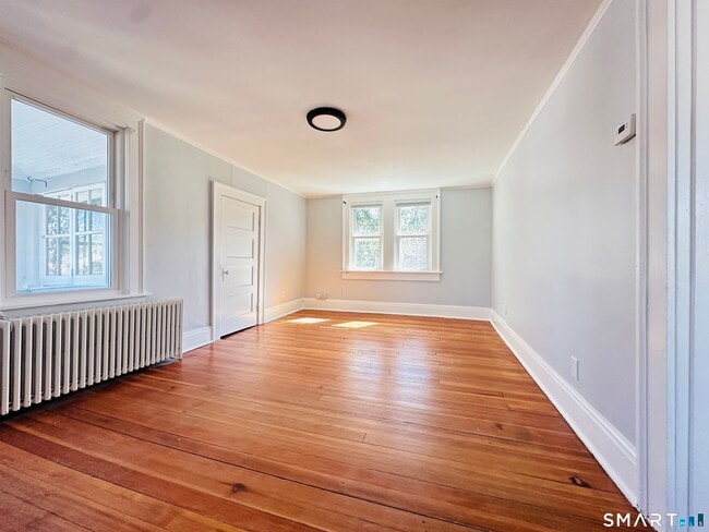 property at 133 Quaker Ln S