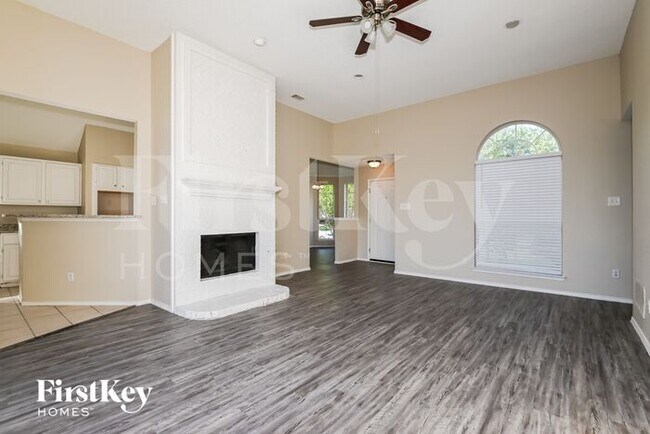 2525 Hyacinth Dr in Mesquite, TX - Building Photo - Building Photo