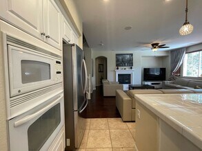 4176 Lake Cir Dr in Fallbrook, CA - Building Photo - Building Photo