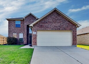1302 Spanish Moss Dr in Burleson, TX - Building Photo - Building Photo