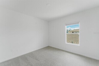 2333 White Buffalo St in Apopka, FL - Building Photo - Building Photo