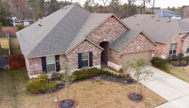 4702 Preserve Park Dr