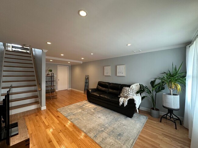 250 Congress Ave in Chelsea, MA - Building Photo - Building Photo