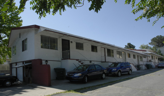 1486 Clayton Rd in Concord, CA - Building Photo - Building Photo