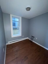 554 Avenue C, Unit 4D in Bayonne, NJ - Foto de edificio - Building Photo