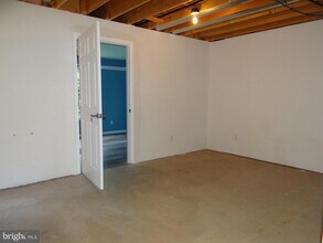 400 Larose Dr in Coatesville, PA - Building Photo - Building Photo