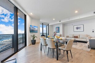 398 NE 5th St in Miami, FL - Building Photo
