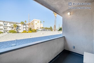 311 S Doheny Dr in Los Angeles, CA - Building Photo - Building Photo