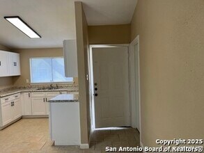 4018 Sunrise Creek Dr in San Antonio, TX - Building Photo - Building Photo