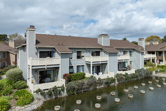 The Shores at Marina Bay in Richmond, CA - Building Photo - Building Photo