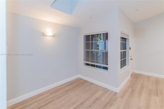 1011 Crystal Way in Delray Beach, FL - Building Photo - Building Photo