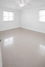 14964 SW 32nd Terrace in Miami, FL - Building Photo - Building Photo