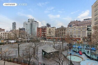 30 Horatio St in New York, NY - Building Photo - Building Photo