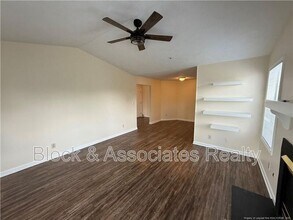 300 Waterdown Dr in Fayetteville, NC - Building Photo - Building Photo