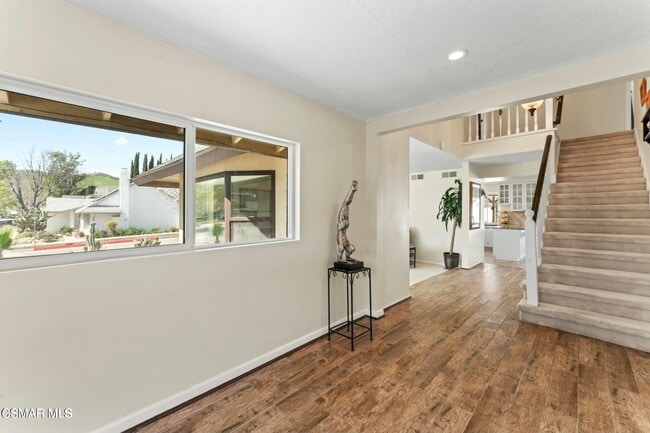 26969 Helmond Dr in Agoura Hills, CA - Building Photo - Building Photo