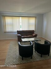 40 Wall St in West Long Branch, NJ - Building Photo - Building Photo