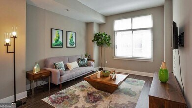 171 Auburn Ave NE, Unit 312 in Atlanta, GA - Building Photo - Building Photo
