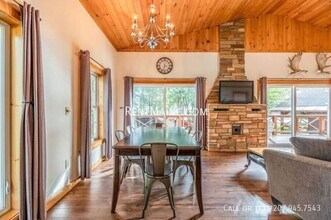 10 Sand Beach Ln in Burnham, ME - Building Photo - Building Photo