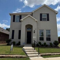 2726 Geranium Ln in Garland, TX - Building Photo
