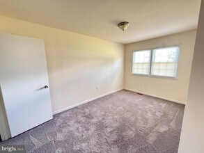 4306 Eileen Ct in Woodbridge, VA - Building Photo - Building Photo