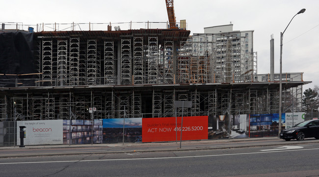 Beacon Condos in Toronto, ON - Building Photo - Building Photo