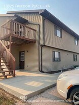 10825 Freedom Pl in Summerset, SD - Building Photo