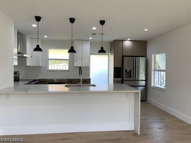 811 94th Ave N in Naples, FL - Building Photo - Building Photo