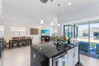 13214 Winterton Ln in Orlando, FL - Building Photo - Building Photo