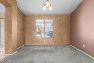 1642 E Desert Ln in Phoenix, AZ - Building Photo - Building Photo
