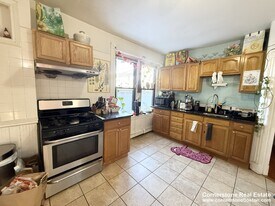 60 Empire St, Unit 1 in Boston, MA - Building Photo