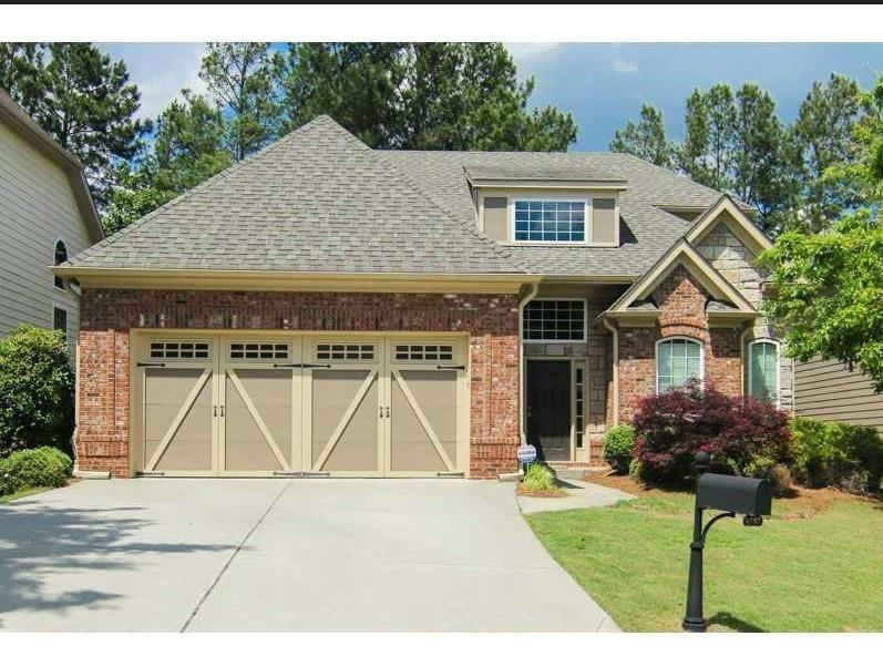 4595 Essen Ln in Cumming, GA - Building Photo