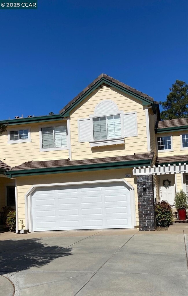 1407 Indianhead Way