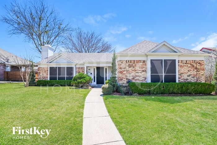 804 Courson Dr in Desoto, TX - Building Photo