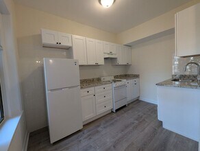 1315 Commonwealth Ave in Boston, MA - Building Photo - Building Photo
