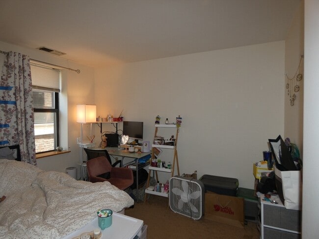 property at 84 Gainsborough St
