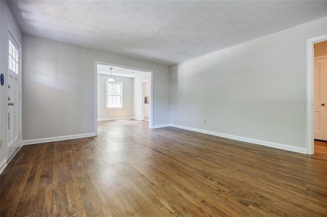 1716 Beacon Hill Blvd NE in Atlanta, GA - Building Photo - Building Photo