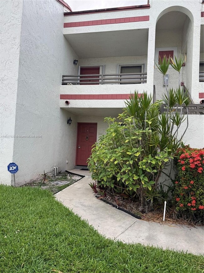property at 1226 N Hiatus Rd