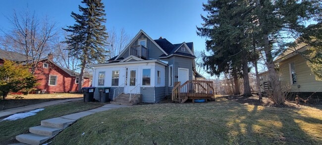 315 Chippewa St in Eau Claire, WI - Foto de edificio - Building Photo