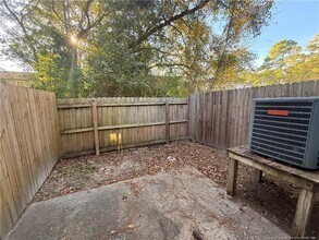 5833 Aftonshire Dr in Fayetteville, NC - Foto de edificio - Building Photo