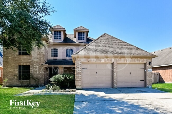 property at 2558 Doral Dr