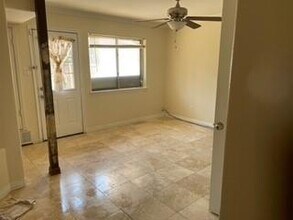 5734 Harvest Hill Rd in Dallas, TX - Building Photo - Building Photo