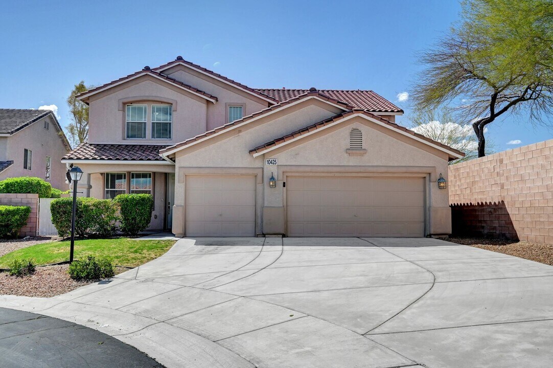 10425 Smokemont Ct in Las Vegas, NV - Building Photo